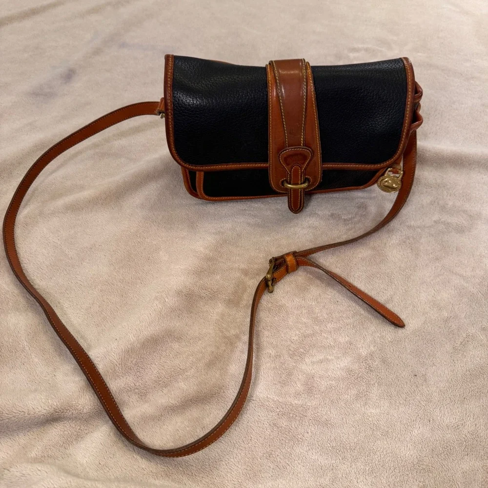 Vintage Dooney & Bourke Navy Cognac Leather Crossbody Saddle Crossbody Bag